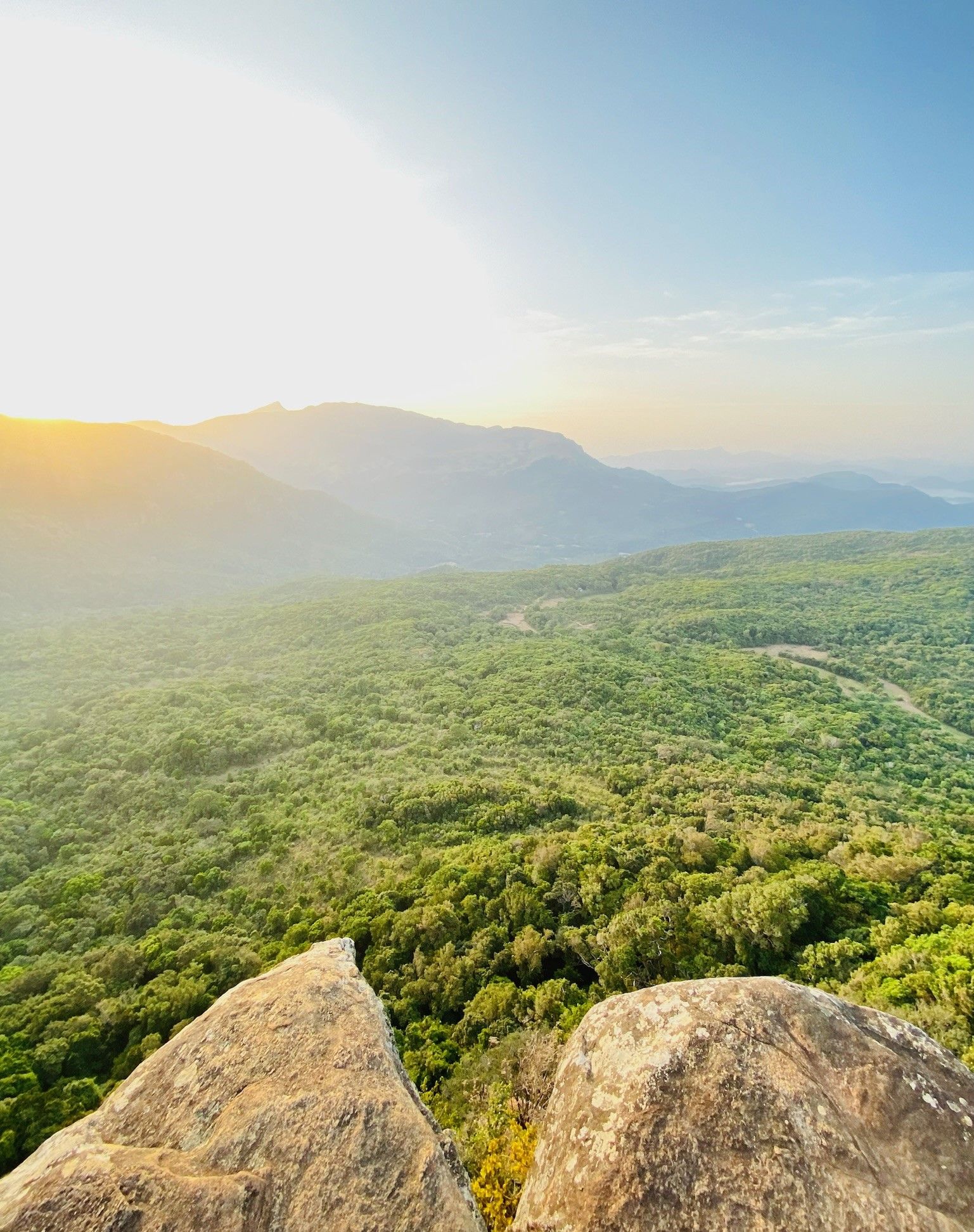 Scenery from the edge of the Mini World's End at Pitawala Pathana, Sri Lanka